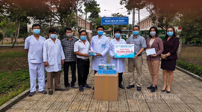 Doanh nghiệp Hội Cơ khí - Điện TP. Hồ Chí Minh chung tay chống dịch và thiên tai