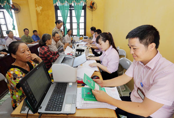 Đòn bẩy hỗ trợ người nghèo