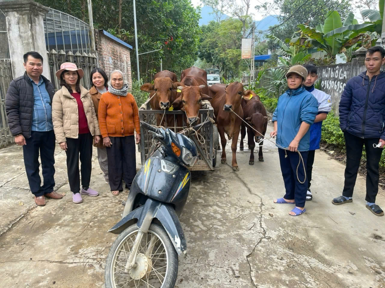 Trao sinh kế, khơi dậy ý thức tự cường vươn lên thoát nghèo