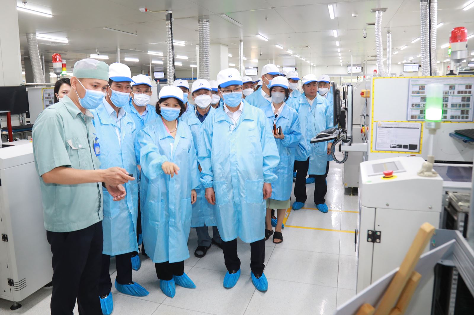 Hợp tác phát triển nhà máy thông minh, doanh nghiệp cải tiến vượt bậc
