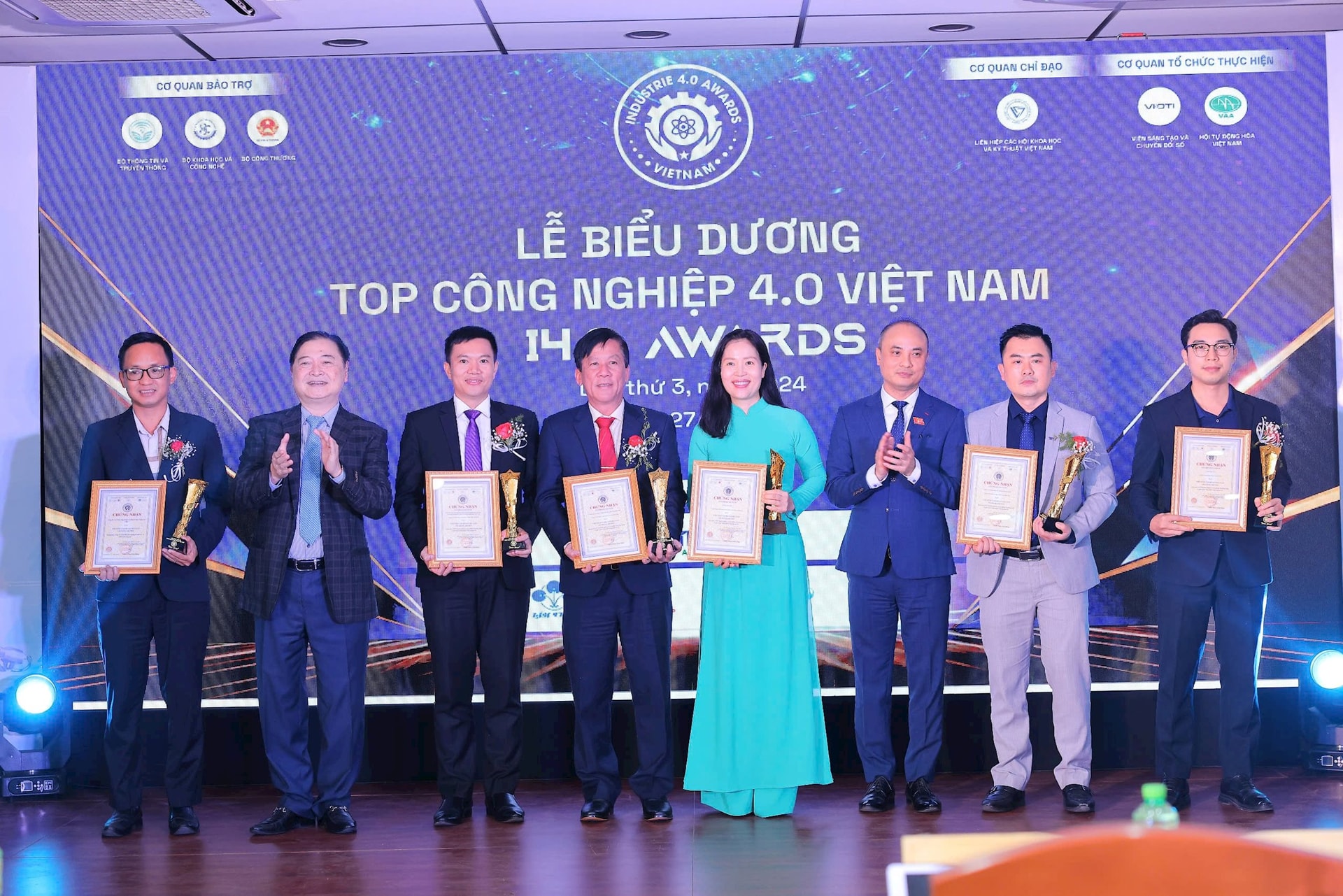 24 doanh nghiệp được vinh danh tại TOP Công nghiệp 4.0 Việt Nam