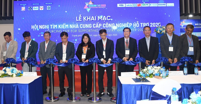 TP. Hồ Chí Minh: Kết nối doanh nghiệp công nghiệp hỗ trợ tham gia chuỗi cung ứng các ngành công nghiệp có giá trị gia tăng cao