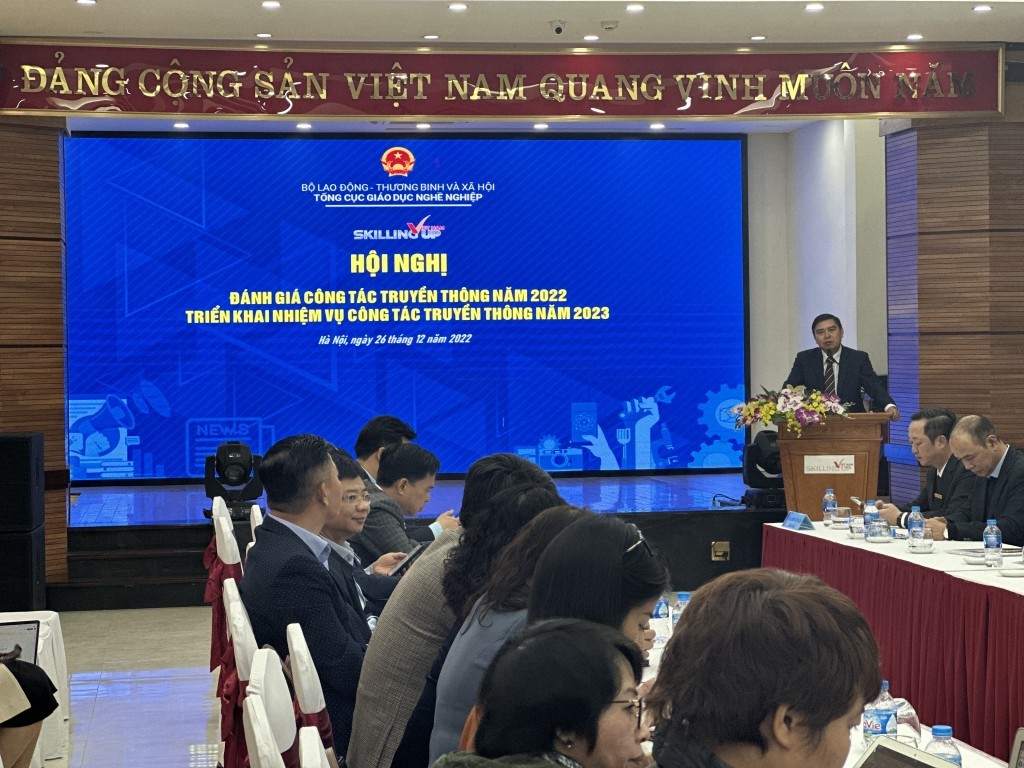 Truyền thông nâng cao nhận thức về giáo dục nghề nghiệp